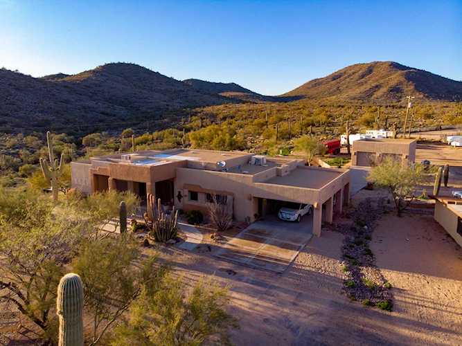 2420 E Desert Hills Drive Cave Creek, AZ 85331