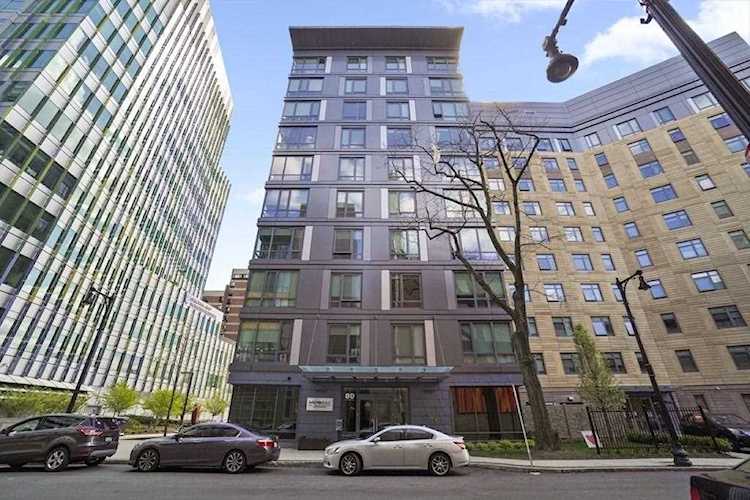 80 Fenwood Road #809 Boston, MA 02115
