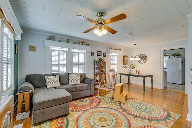 405 Adams Ave Mount Pleasant, TN 38474