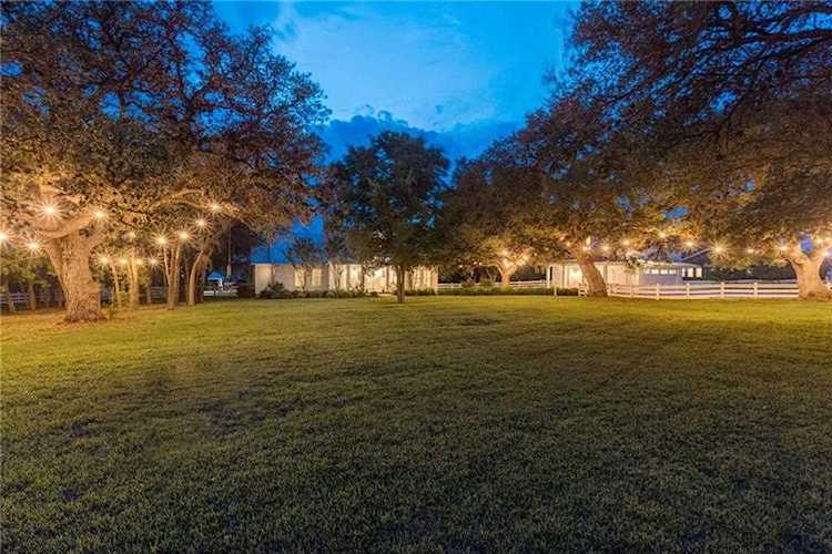171 Cypress Springs Dr Driftwood, TX 78619