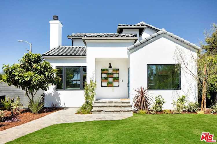2200 Louella Avenue Venice, CA 90291
