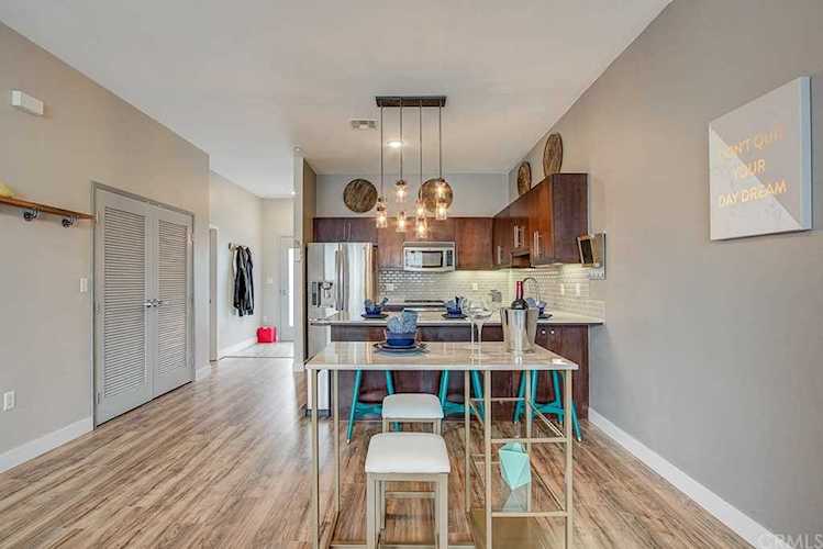 435 W Center Street Promenade #427 Anaheim, CA 92805