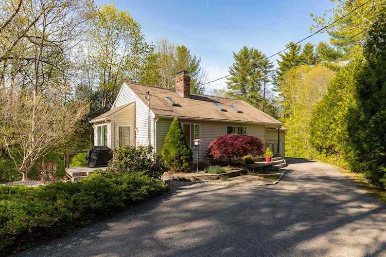 15 Orchard St Durham, NH 03824