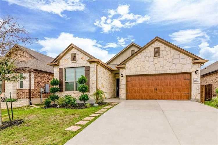 16513 Brogan Pflugerville, TX 78660