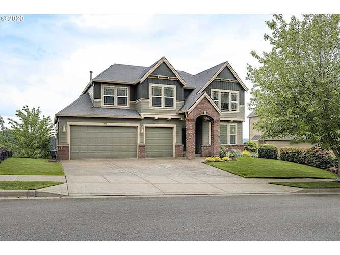 11014 SE Lenore St Happy Valley, OR 97086