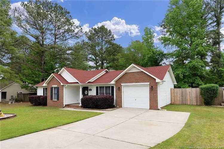 102 Overton Rd Raeford, NC 28376 | MLS 633096 Photo 1