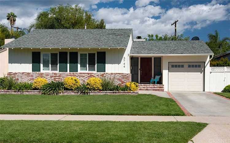 5744 Jamieson Avenue Encino, CA 91316