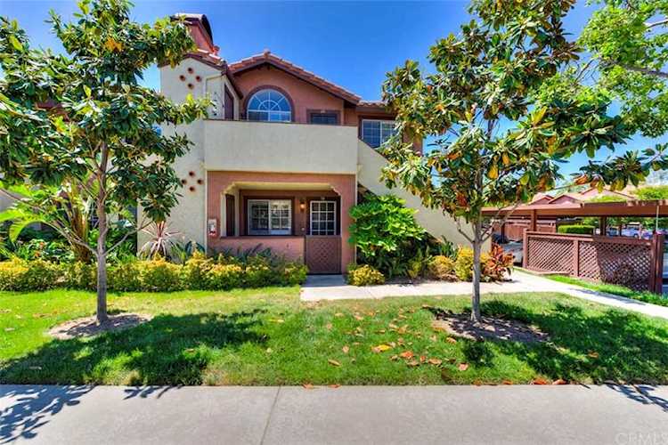 58 Flor De Sol #45 Rancho Santa Margarita, CA 92688