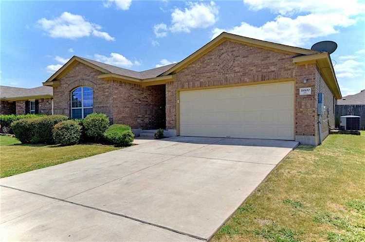 18800 Leigh Ln Pflugerville, TX 78660
