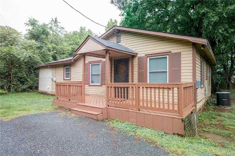 7625 Carelock Circle Charlotte, NC 28215