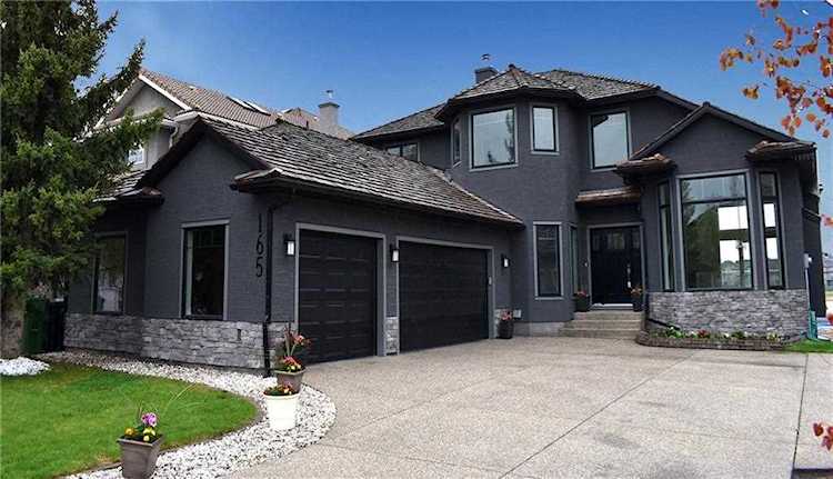 165 Cove Road Chestermere, AB T1X 1E4