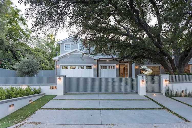 4415 Petit Avenue Encino, CA 91436