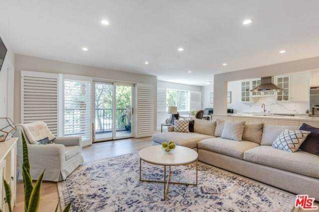 222 7th Street #114 Santa Monica, CA 90402