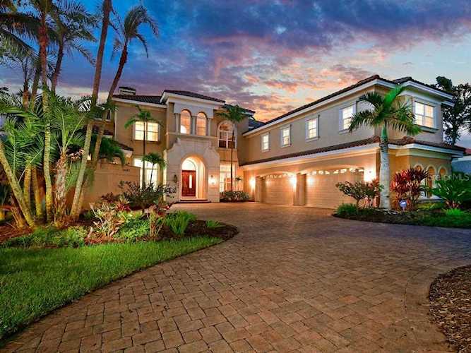 10407 Riverbank TERRACE Bradenton, FL 34212