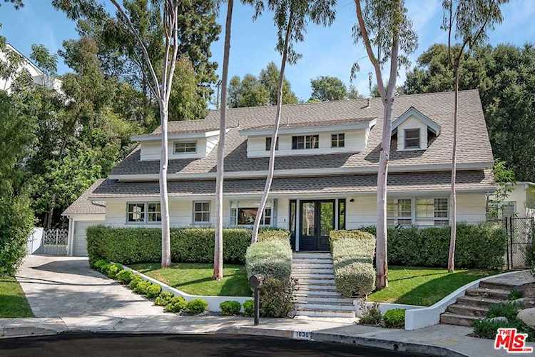 1030 Kenfield Avenue Los Angeles, CA 90049