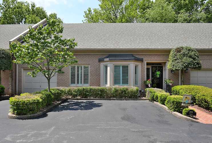 2619 Seminary Dr Louisville, KY 40241