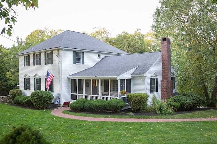 83 Fairoaks Lane Cohasset, MA 02025