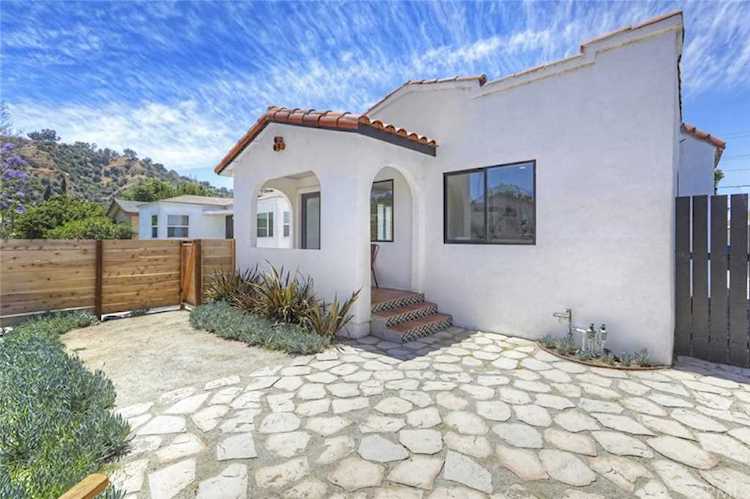 2355 Meadowvale Avenue Los Angeles, CA 90031