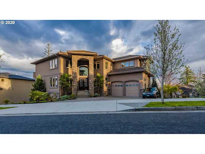 15740 SE Palermo Ave Happy Valley, OR 97086
