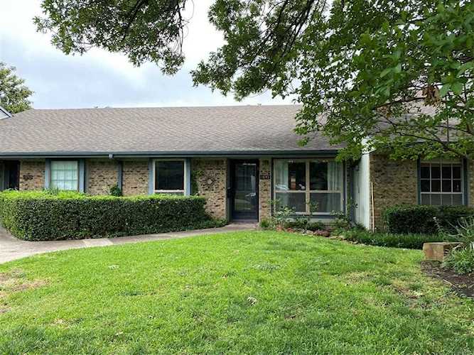 13745 Flagstone Lane Dallas, TX 75240