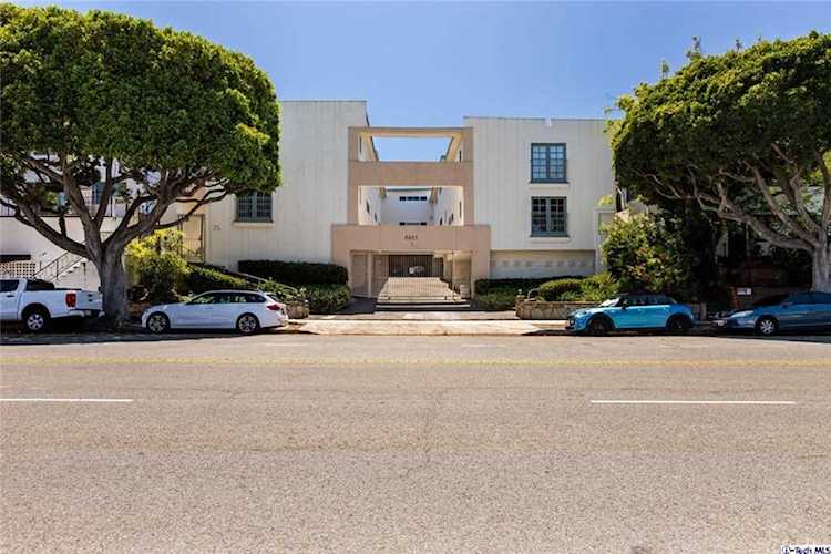 2621 Centinela Avenue #18 Santa Monica, CA 90405