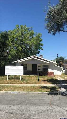 1051 E Palm Avenue Burbank, CA 91501