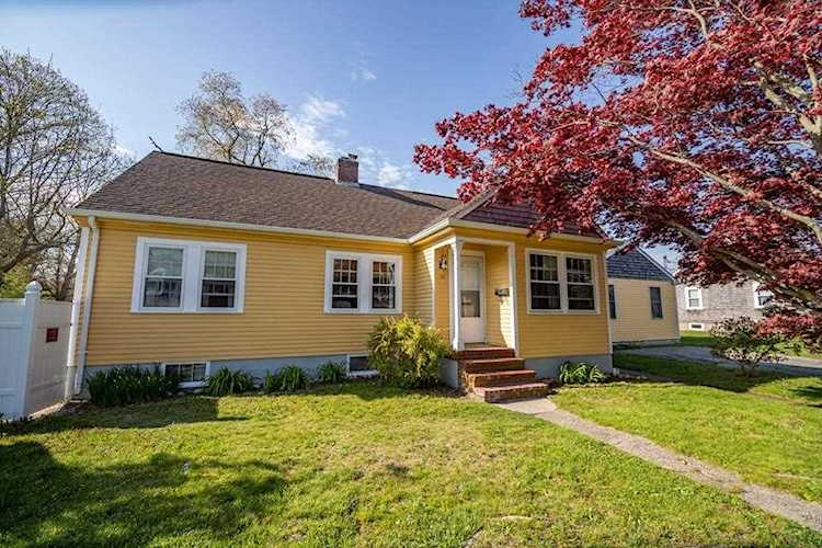 21 Eddy Street Dartmouth, MA 02747