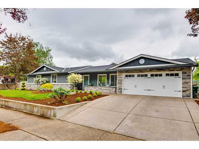 1030 Willamina Ave Forest Grove, OR 97116