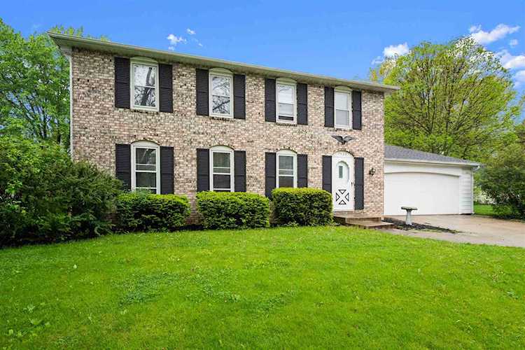 7526 Hope Farm Road Fort Wayne, IN 46815