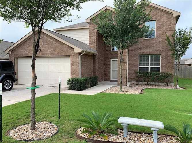 314 Cockrill St Hutto, TX 78634