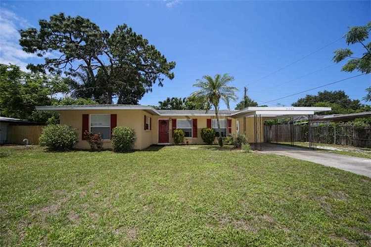 5349 Durango Ave Sarasota, FL 34235