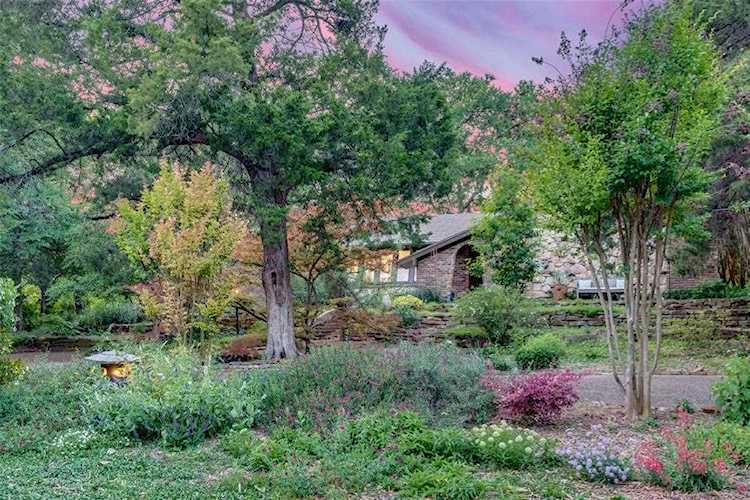 11159 Fernald Avenue Dallas, TX 75218