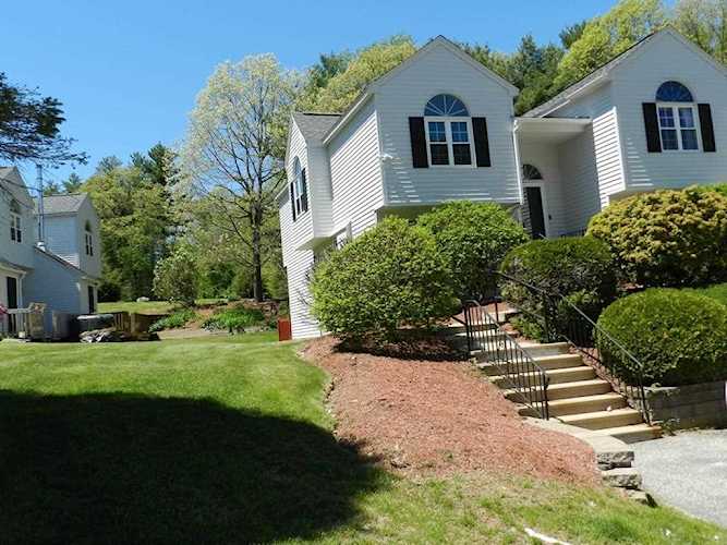 104 Riverview Pl #A Southbridge, MA 01550