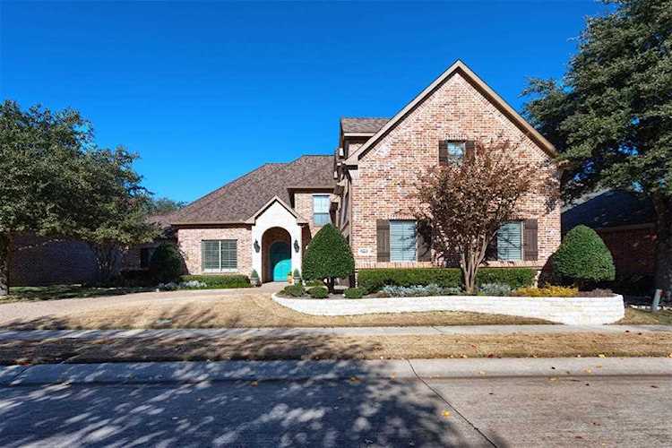 7404 Saint Armond Court Mckinney, TX 75072