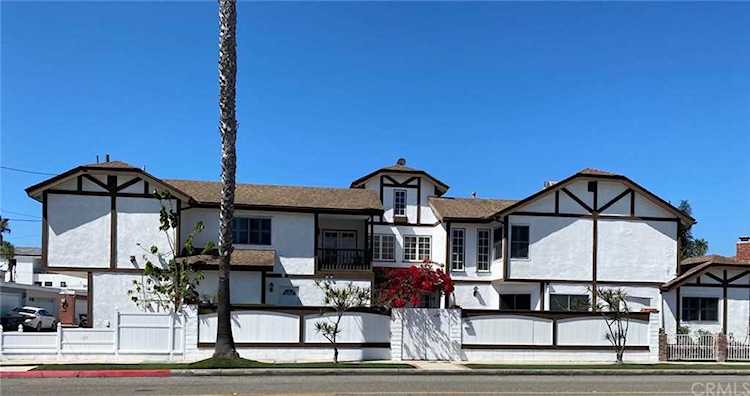 628 18th Street Huntington Beach, CA 92648