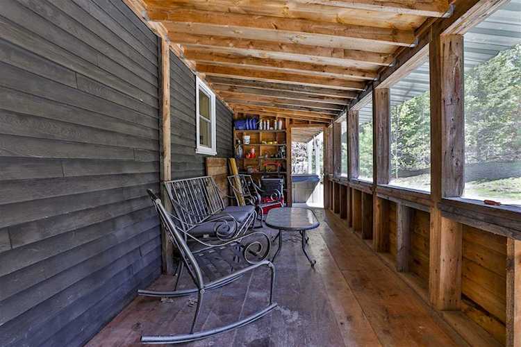 228 Gorham Pond Rd Goffstown, NH 03045