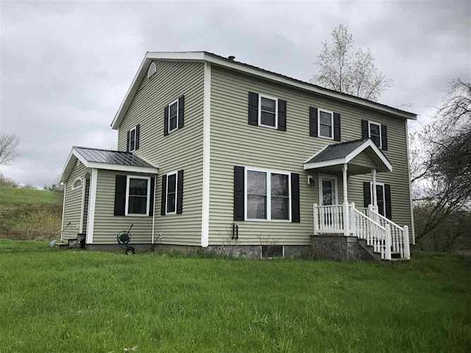 2199 River Rd Coventry, VT 05825