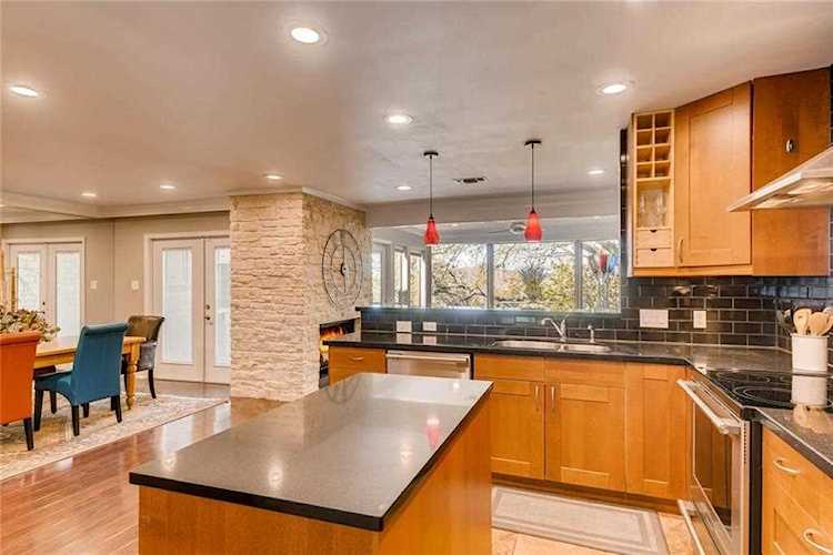 132 World of Tennis Sq Lakeway, TX 78738