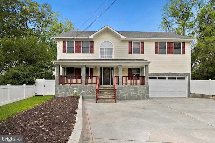 7106 Kaiser Place Falls Church, VA 22042