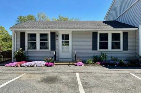 270 Sunderland Rd #67 Worcester, MA 01604
