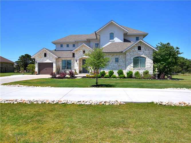 824 Dream Catcher Dr Leander, TX 78641