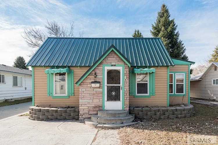 311 W 17th Street Idaho Falls, ID 83402