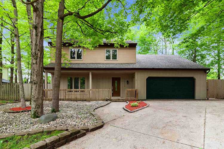 7306 River Ranch Court Fort Wayne, IN 46835
