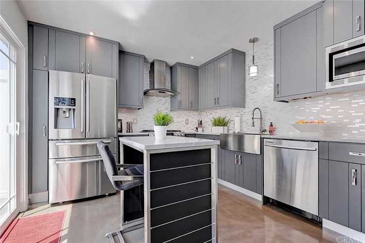 1140 Manhattan Beach Boulevard #E Manhattan Beach, CA 90266