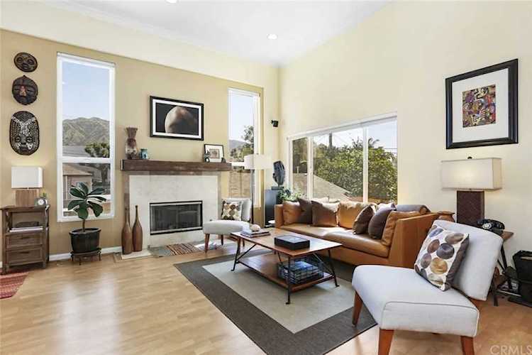 528 E Cedar Avenue #201 Burbank, CA 91501