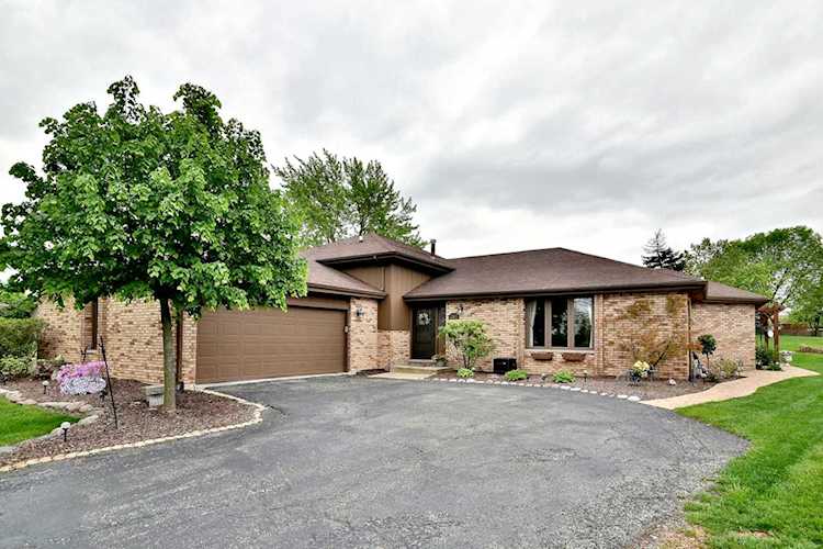 14 Timberline Ct Lemont, IL 60439