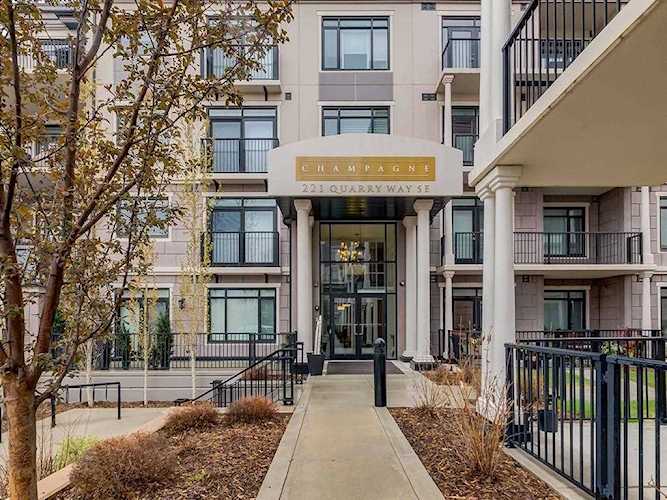 221 Quarry Way SE #206 Calgary, AB T2C 5M7