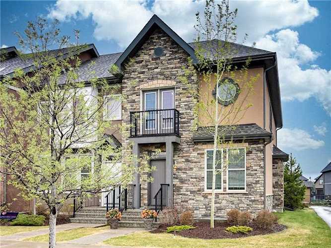 442 Quarry Park Boulevard SE Calgary, AB T2C 5G6