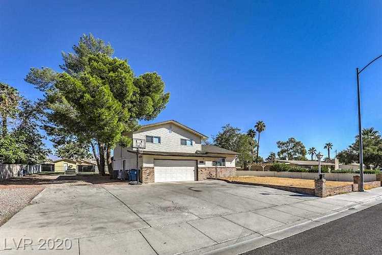 5222 Lake Mead Blvd Las Vegas, NV 89108