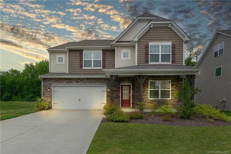 6927 Agnew Dr Charlotte, NC 28273